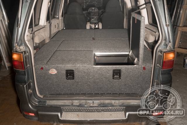 Стандартный спальник (2 ящика на 500мм). MMC Delica 4 поколение (05.1994-06.1997)