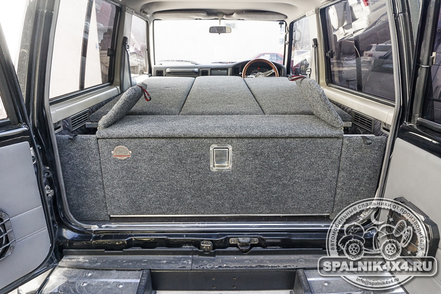 Автомобильный спальник для трехдверного Тойота Прадо 71 с сохранением двух рядов сидений