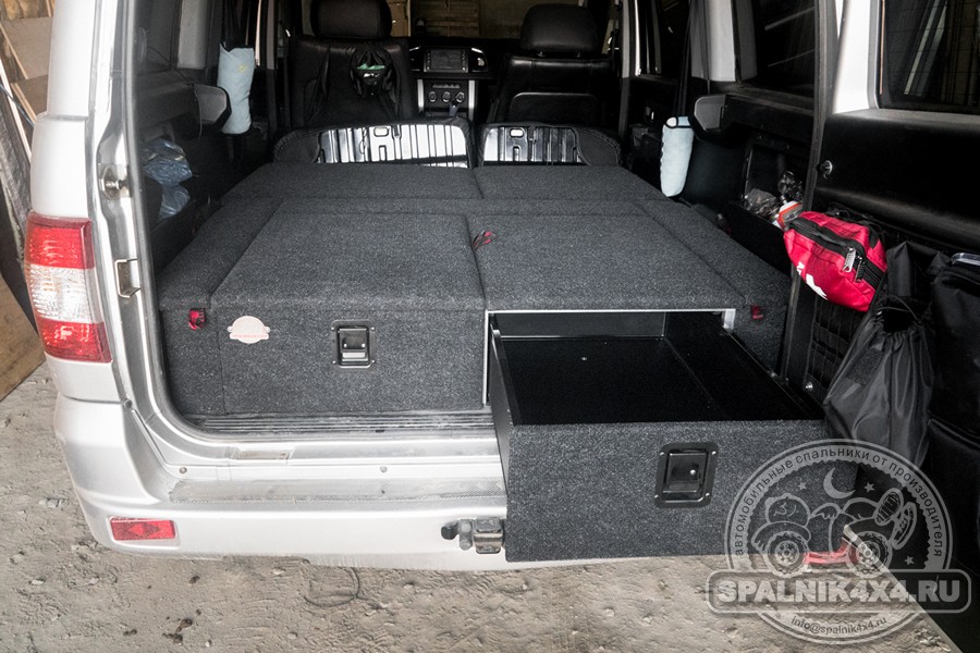 УАЗ Патриот -  автомобильный спальник с ящиками увеличенного объема