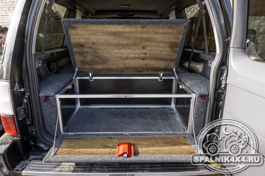Автомобильный спальник для трехдверного Тойота Прадо 90 с сохранением двух рядов сидений