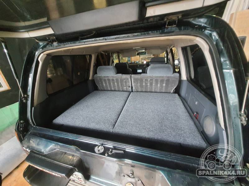 Toyota Land Cruiser 80 - МоноОтсек (спальник без ящиков)