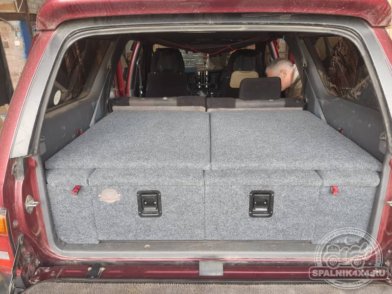 Toyota Surf 130 - Спальник стандартной комплектации