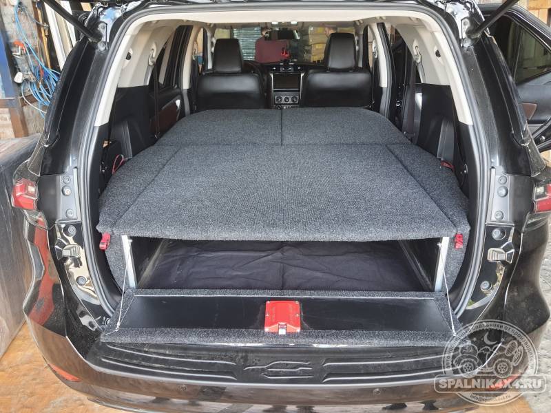 Toyota Fortuner 2 - спальник без ящиков